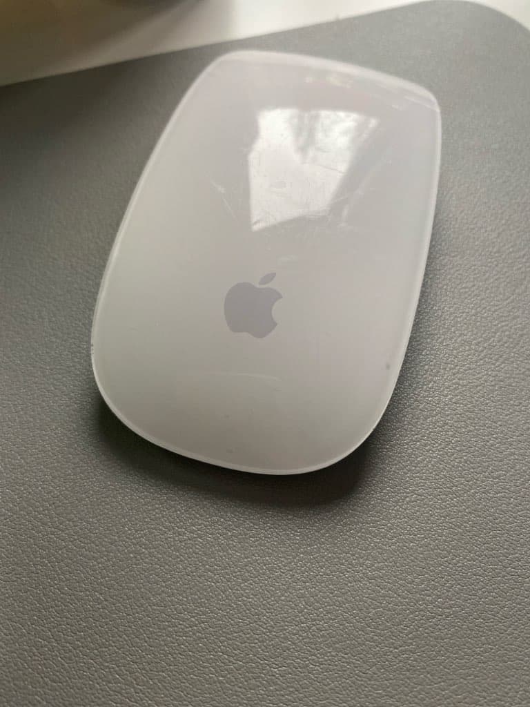 Test stage mouse
